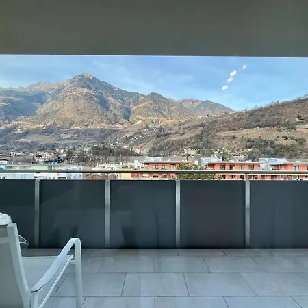 Panoramablick Ruhig Gelegen Merano